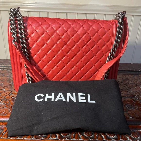 Chanel Large Boy Bag - Picture 1 of 11